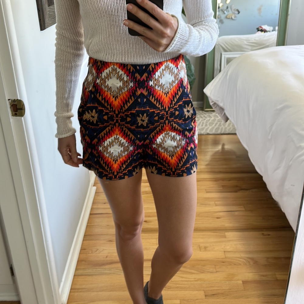 Zara High Waisted Trouser Short size XS